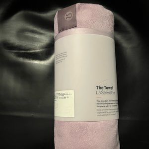 COPY - Lululemon microfibre hot yoga towel lilac
